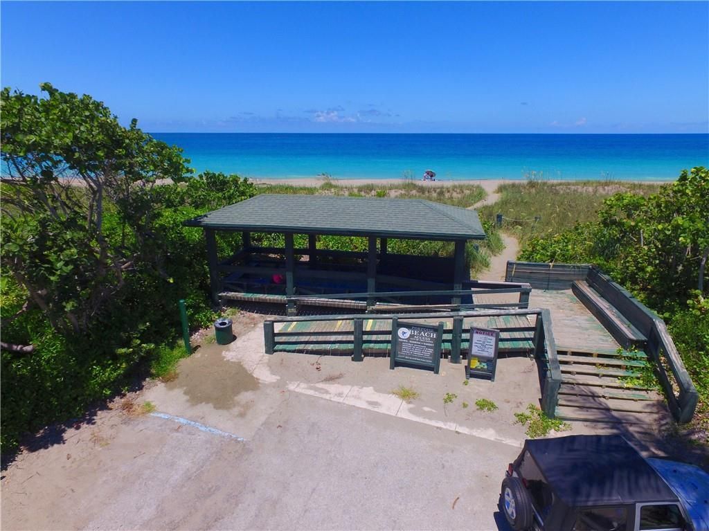 422 S Ocean Drive, Hutchinson Island, FL 34949 Photo