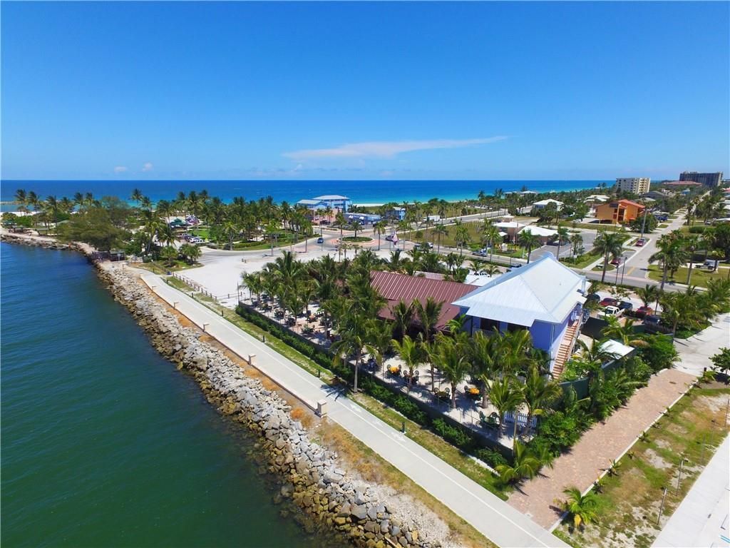 422 S Ocean Drive, Hutchinson Island, FL 34949 Photo