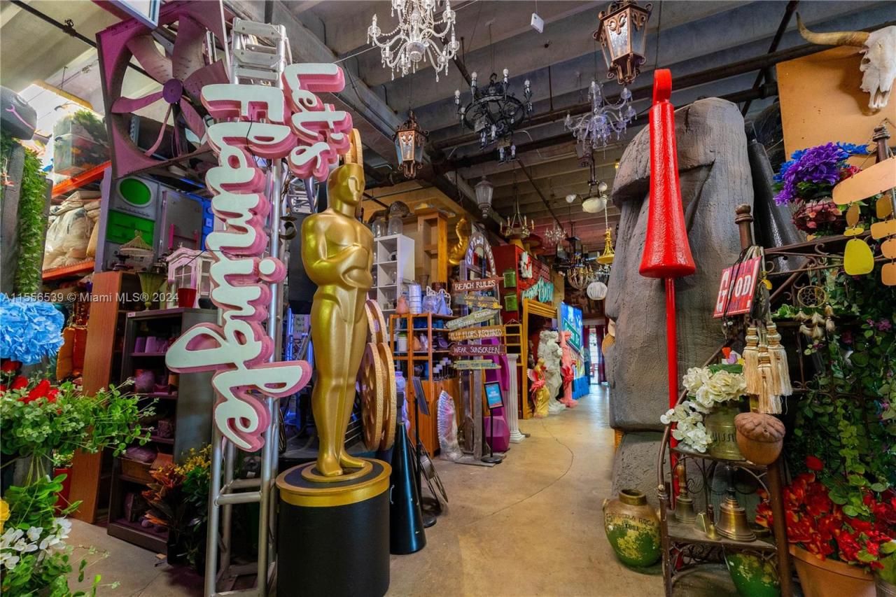 1240 NW 74th St, Miami, FL 33147 Photo