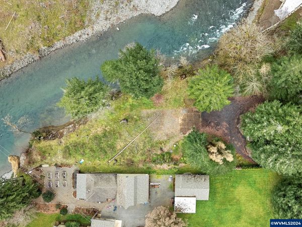 11133 Riverwood Dr, Lyons, OR 97358