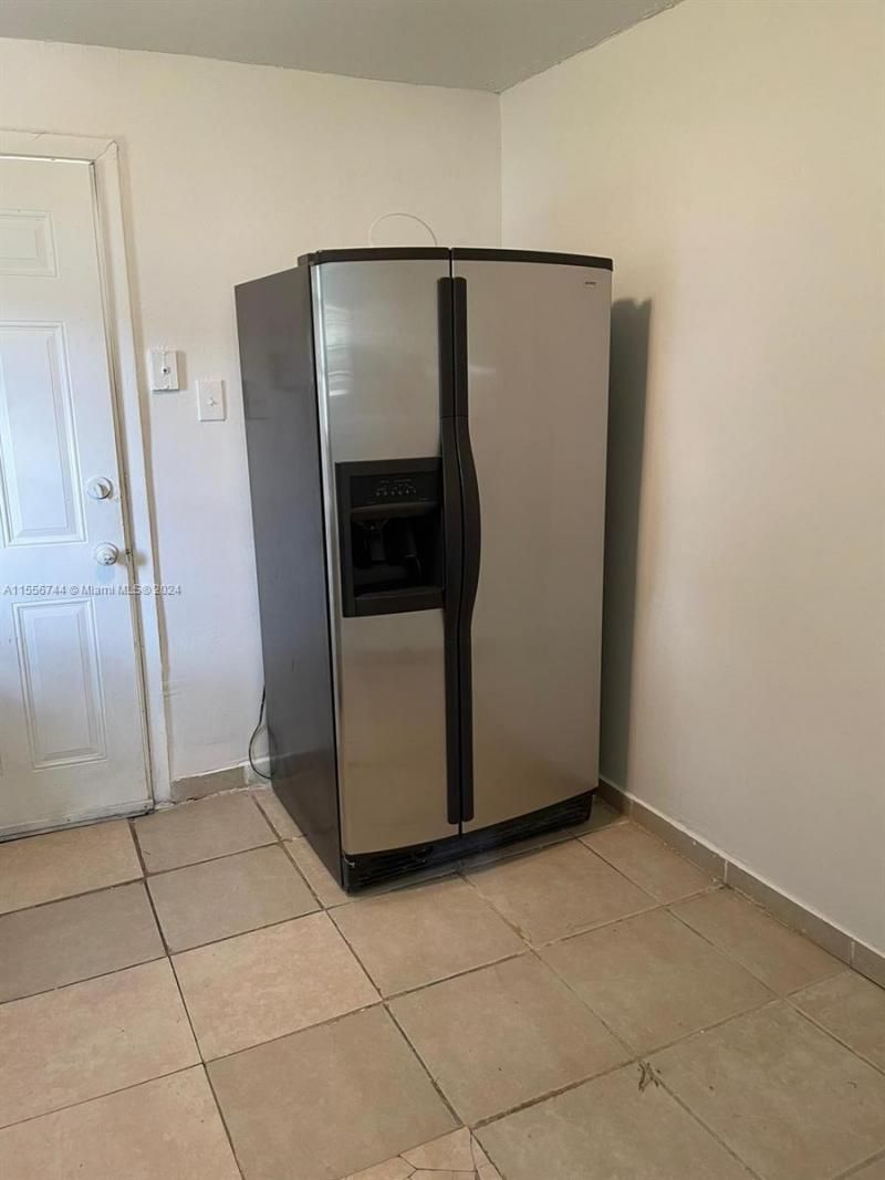 1345 NW 70th St, Miami, FL 33147 Photo