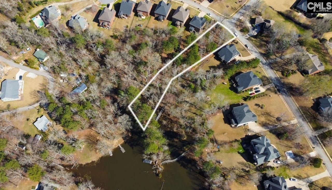 345 Bent Oak Drive Photo 7