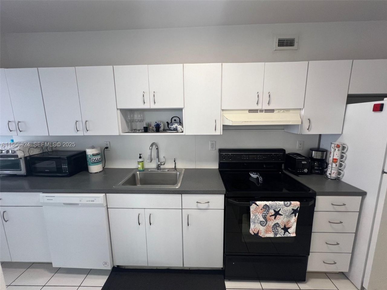 100 Lincoln Rd, Unit 1126, Miami Beach, FL 33139 Photo