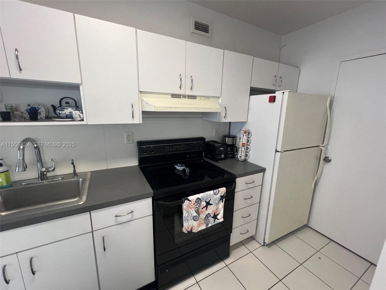 100 Lincoln Rd, Unit 1126, Miami Beach, FL 33139 Photo