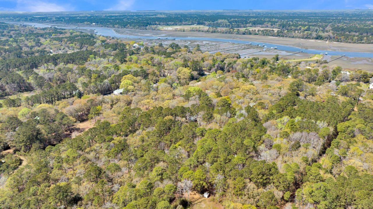 00 Duck Pond Road Photo 6