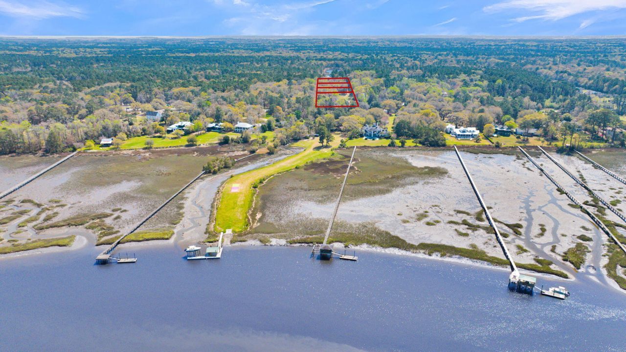 3205 Duck Pond Road Photo 13