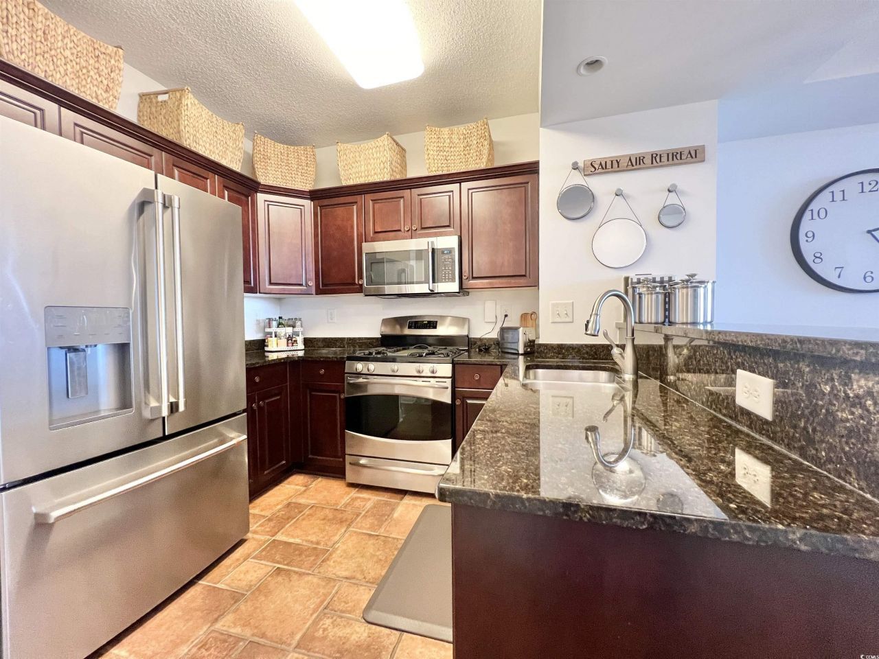 100 North Beach Blvd. Photo 13