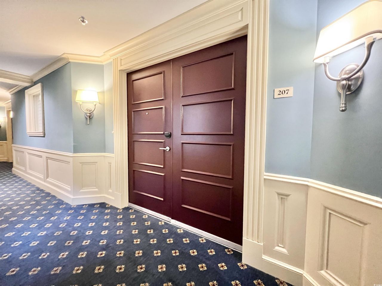 100 North Beach Blvd. Photo 3