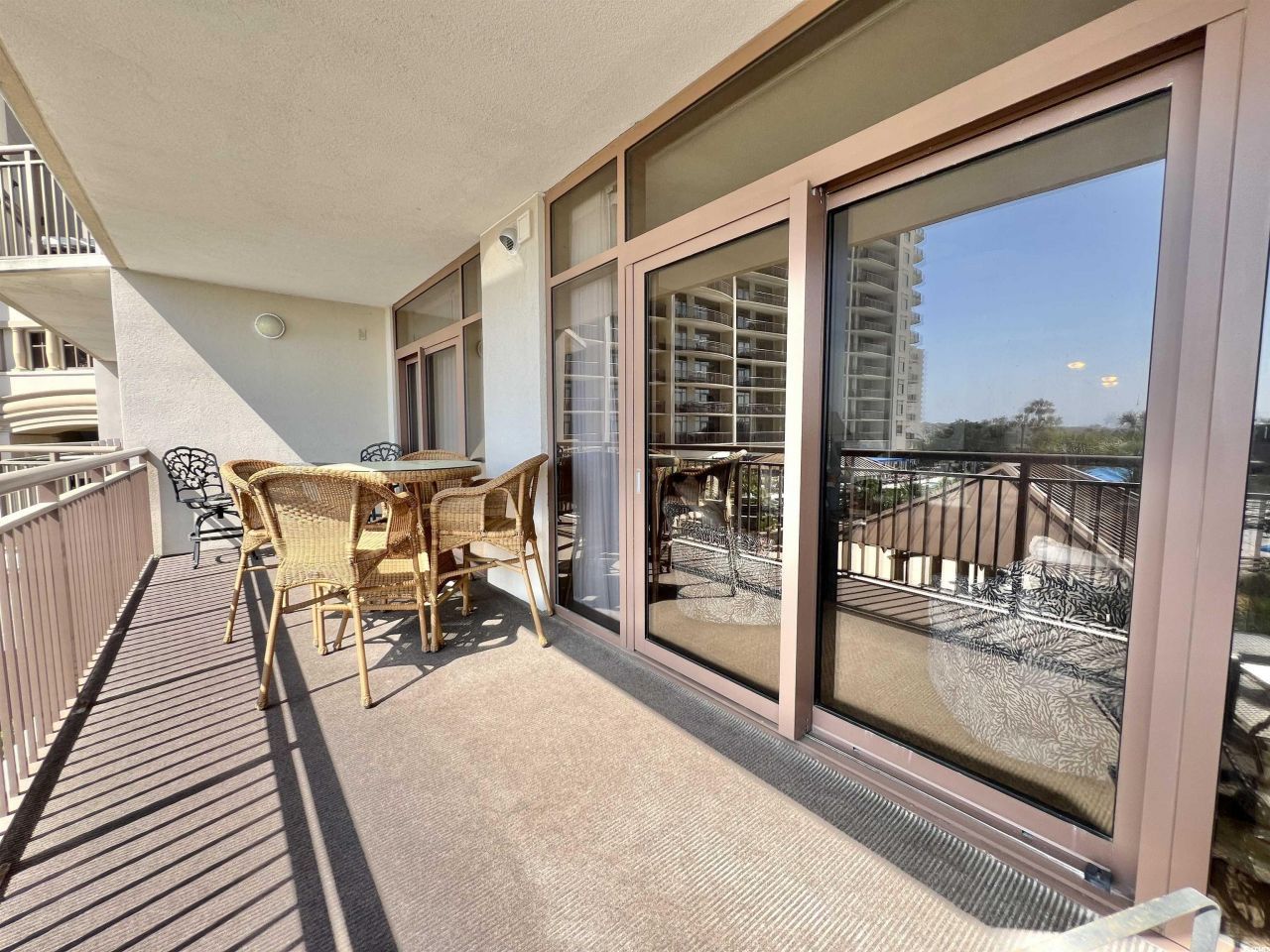 100 North Beach Blvd. Photo 7