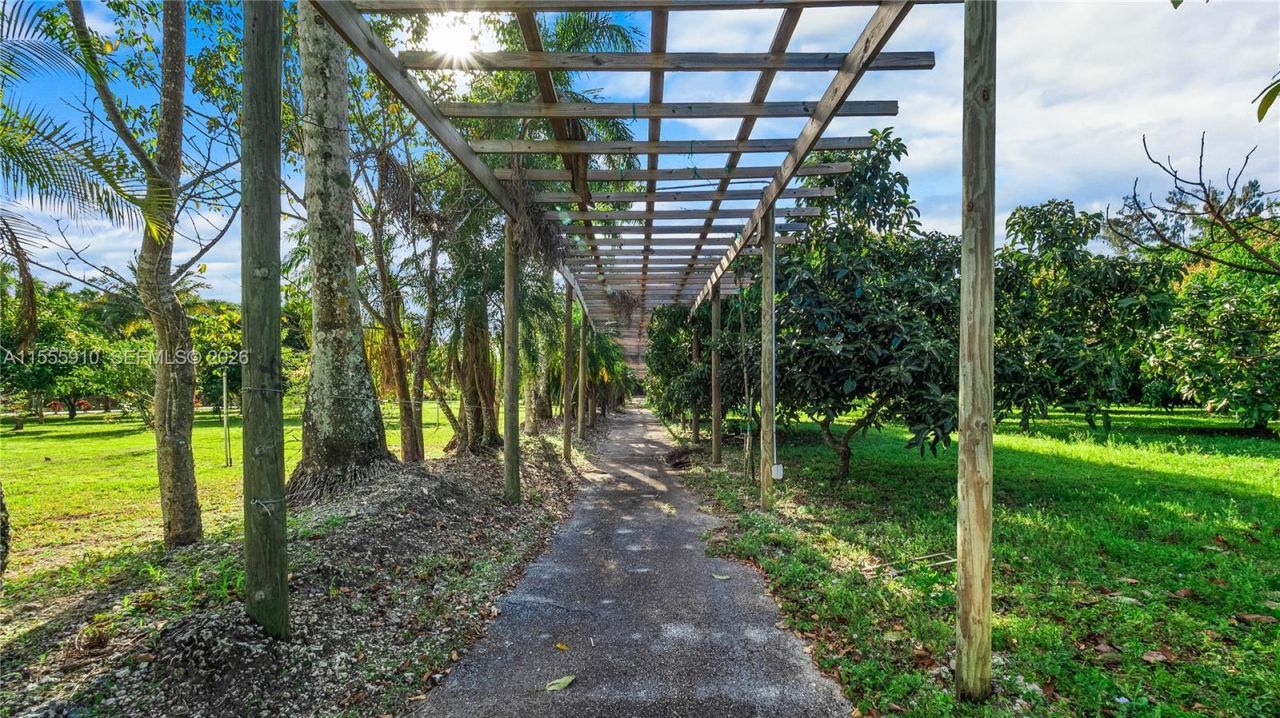 20551 SW 162nd Ave, Miami, FL 33187 Photo