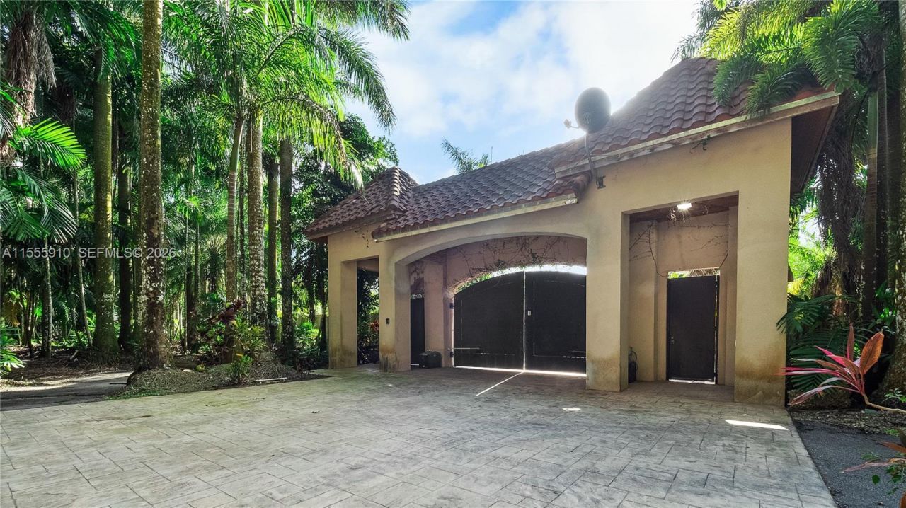 20551 SW 162nd Ave, Miami, FL 33187 Photo