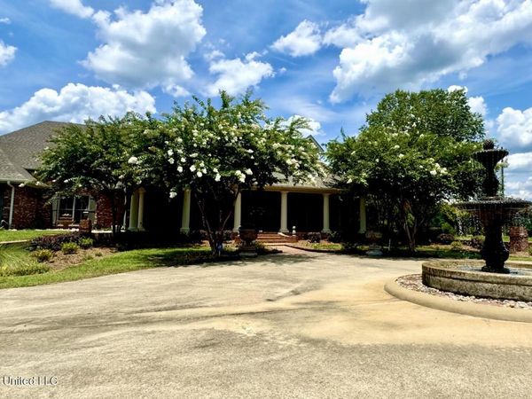 3340 Volley Campbell Road, Terry, MS 39170