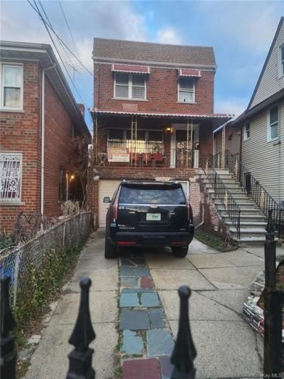 4040 Pratt Avenue, Bronx, NY 10466 Main Photo