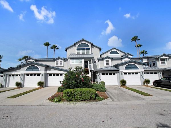 1333 SIESTA BAYSIDE DRIVE, Unit 1333-D, SARASOTA, FL 34242