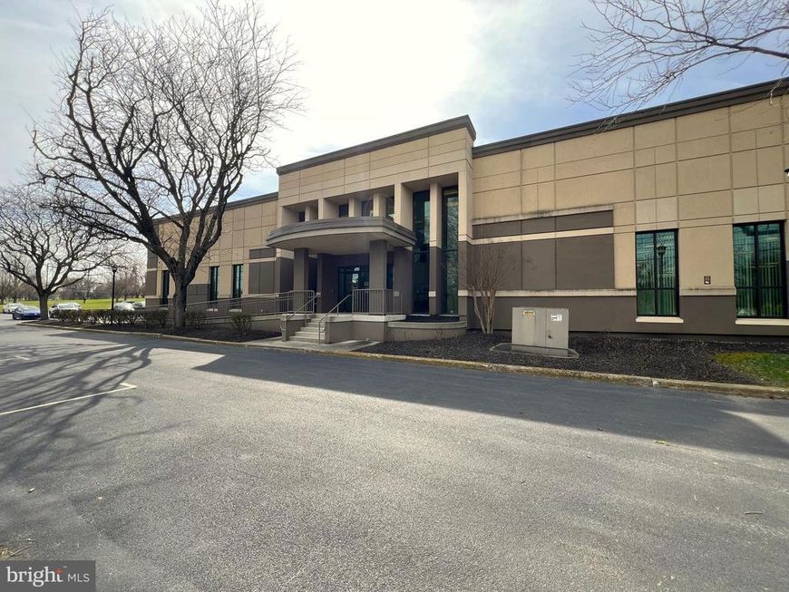1845 William Penn Way, Unit 201, Lancaster, PA 17601 Main Photo