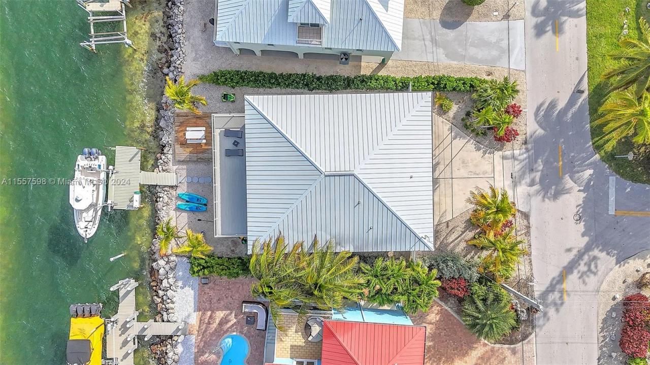 441 La Fitte Rd, Torch Key, FL 33042 Photo