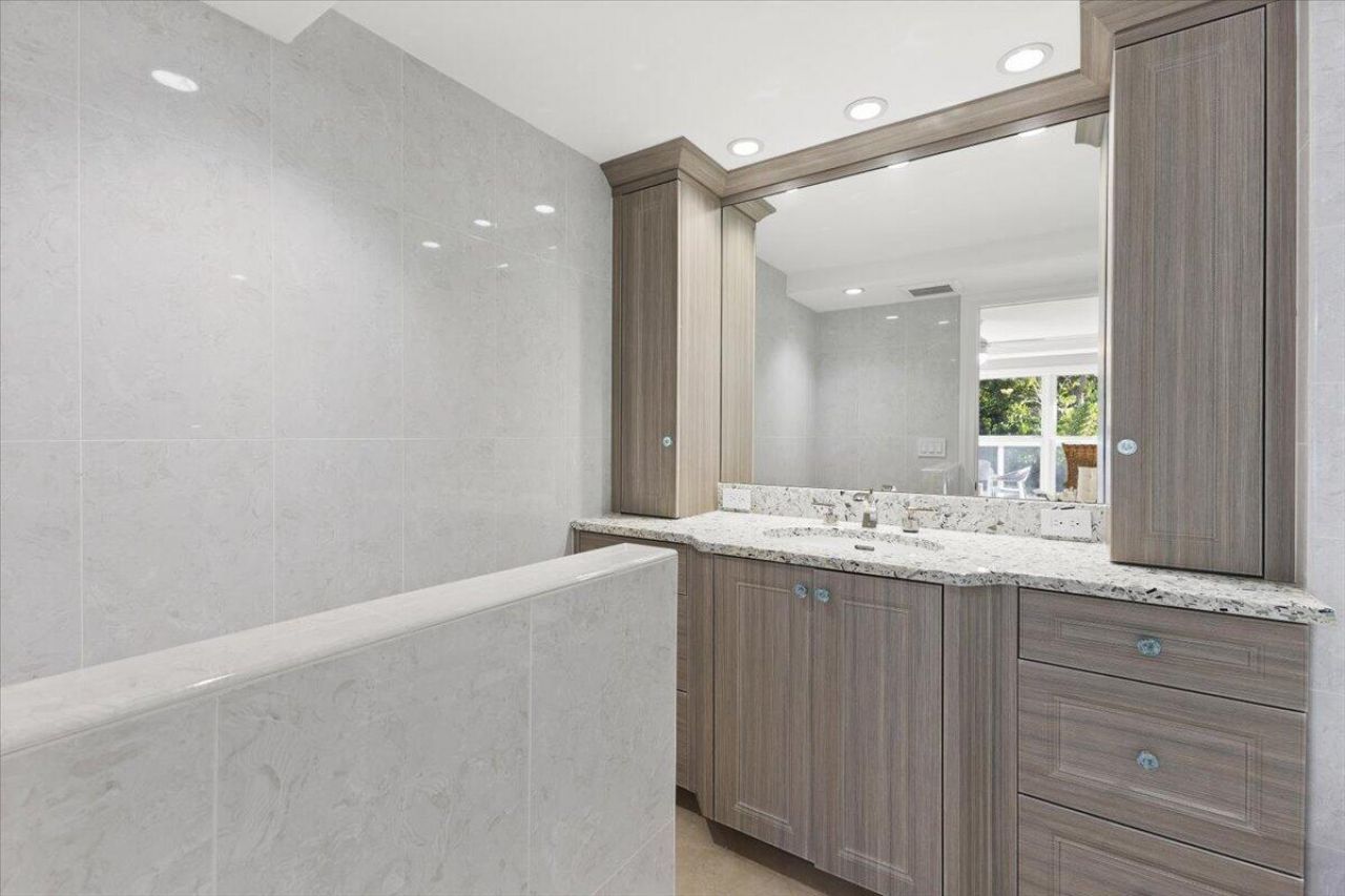 4605 S Ocean Boulevard, Unit 3b, Highland Beach, FL 33487 Photo