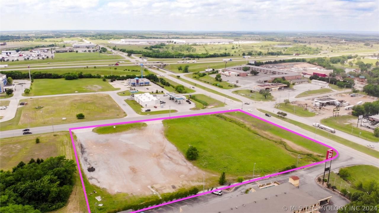 N Rockford Road, Ardmore, OK 73401 Main Photo