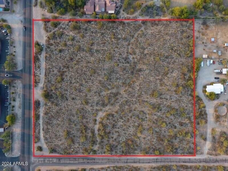 000 W Sumter Drive, Tucson, AZ 85742