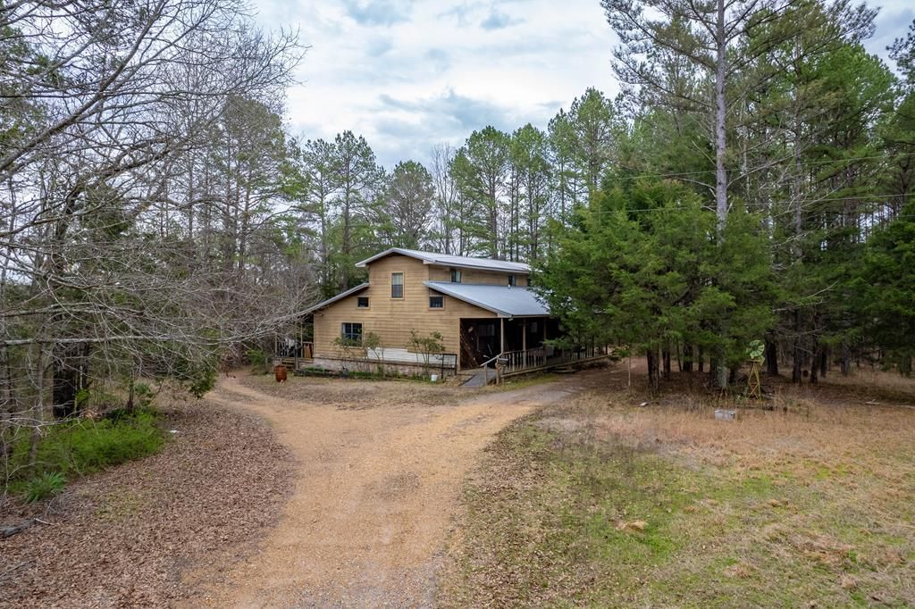 6498 County Road 222, Coffeeville, MS 38922 Main Photo