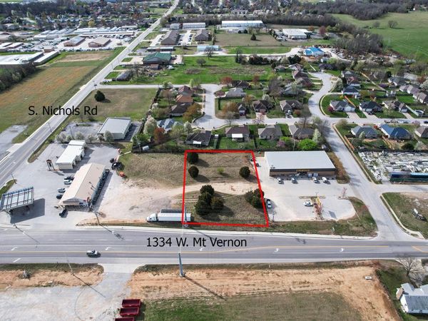 1334 W Mt Vernon Street, Nixa, MO 65714