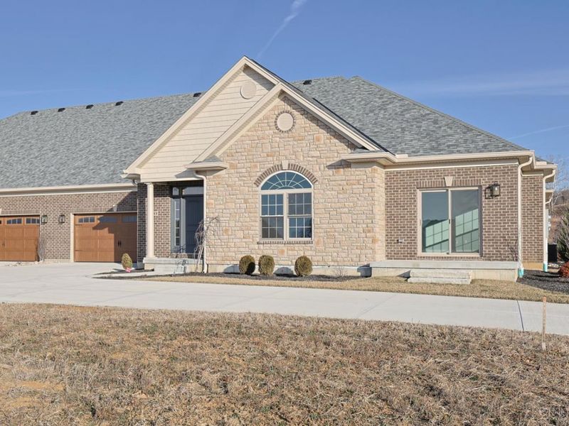 3883 Piper Lane, Unit B, Ross Twp, OH 45013 Photo 1