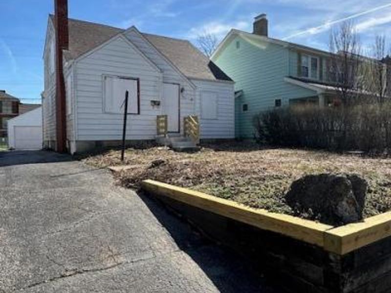 162 S Roys Avenue, Columbus, OH 43204 Photo 3