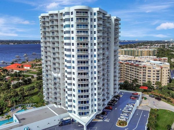 2 Oceans West Boulevard, Unit 204, Daytona Beach Shores, FL 32118