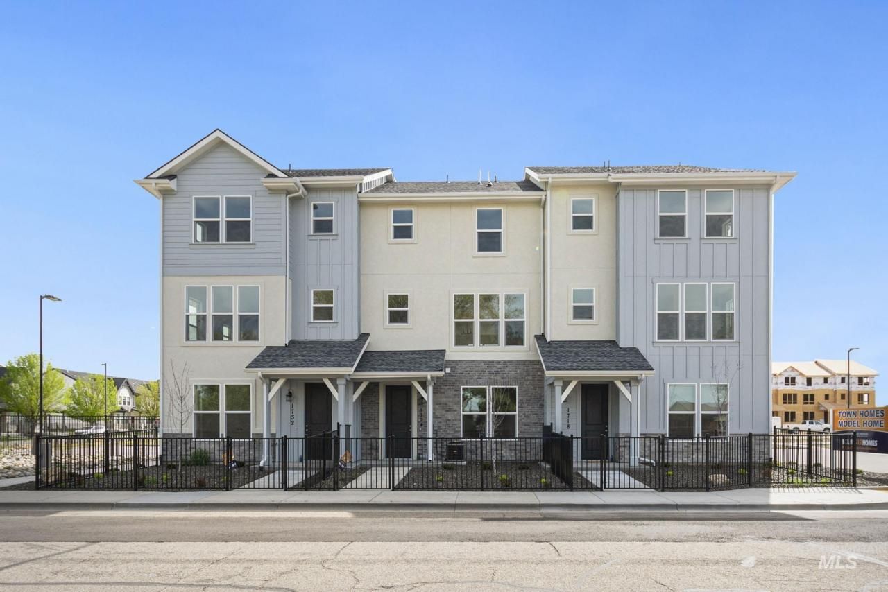 1605 N Impreza, Boise, ID 83713 Main Photo