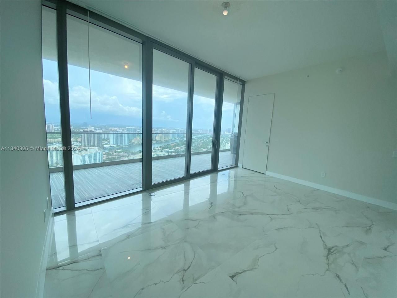 18975 Collins Ave, Unit 3605, Sunny Isles Beach, FL 33160 Photo