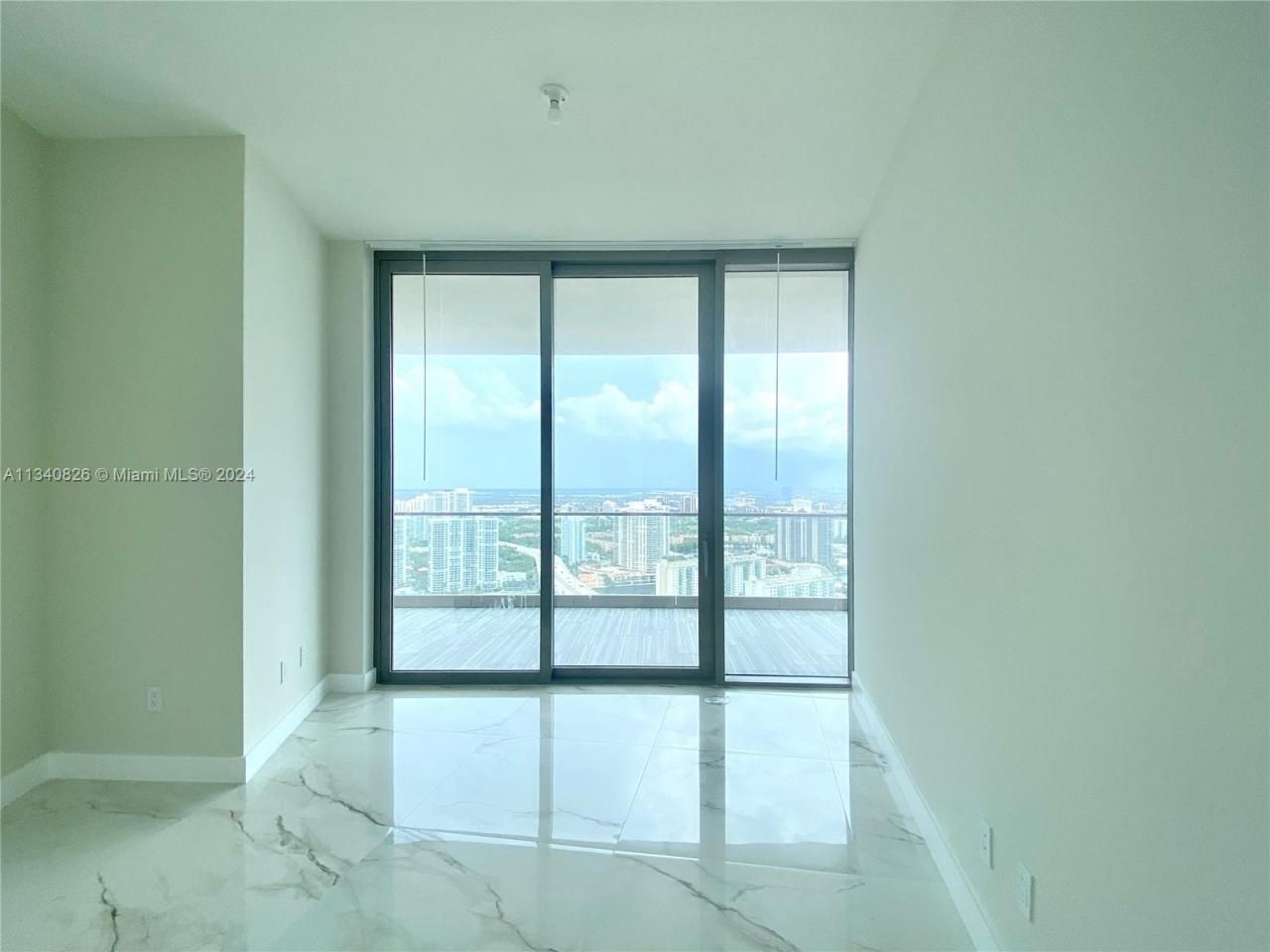 18975 Collins Ave, Unit 3605, Sunny Isles Beach, FL 33160 Photo