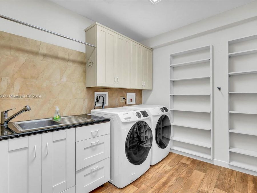 Property Image 52