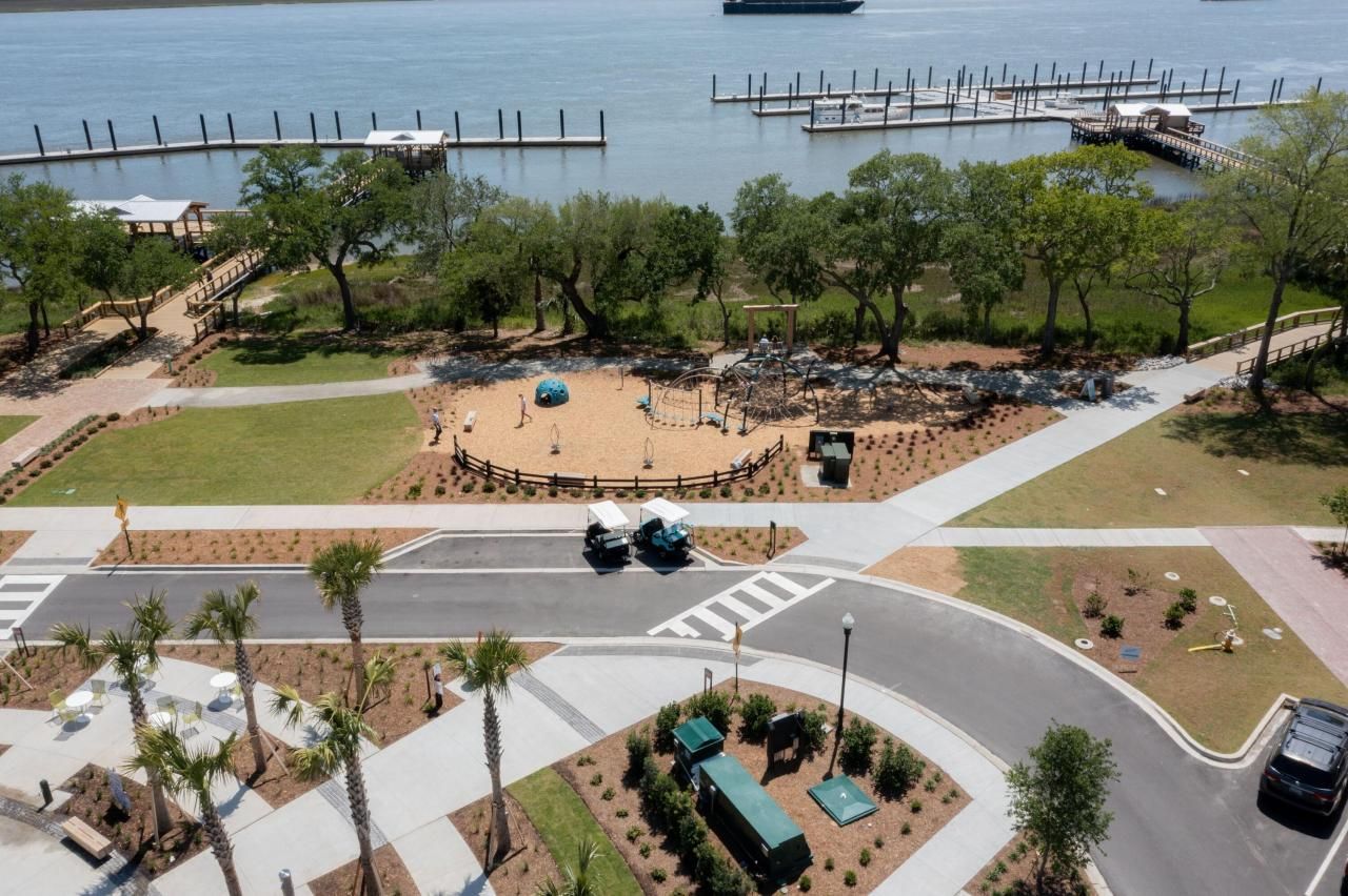 412 Wayfaring Point Photo 38