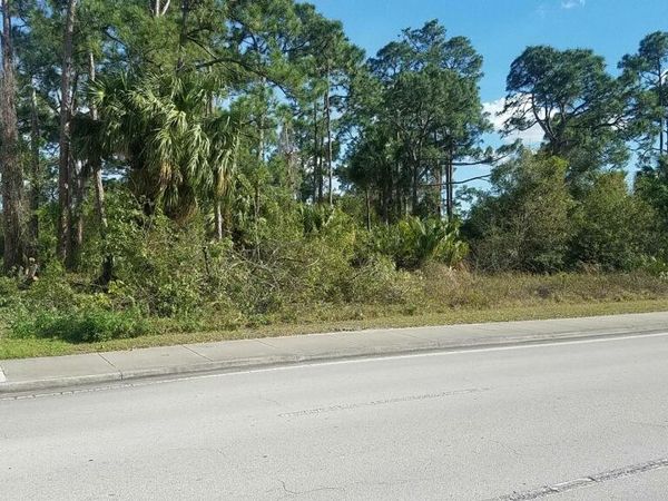 2773 SW Port St Lucie Boulevard, Port St. Lucie, FL 34953