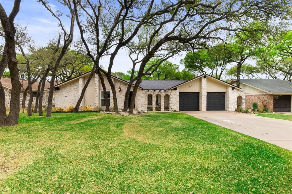 11603 Three Oaks Trl 11603 Three Oaks Trail, Austin, TX 78759 Main Photo