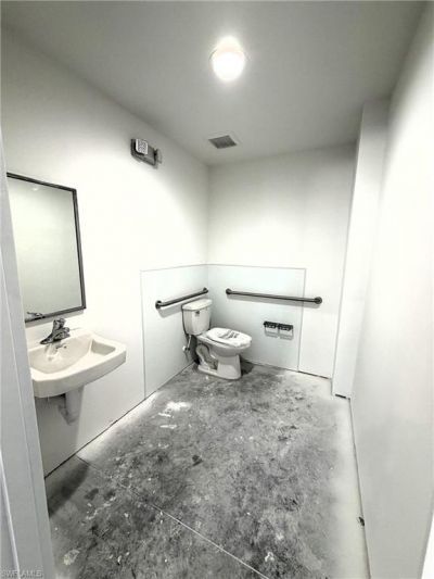 16101 Lee Rd, Fort Myers, FL 33912 Photo