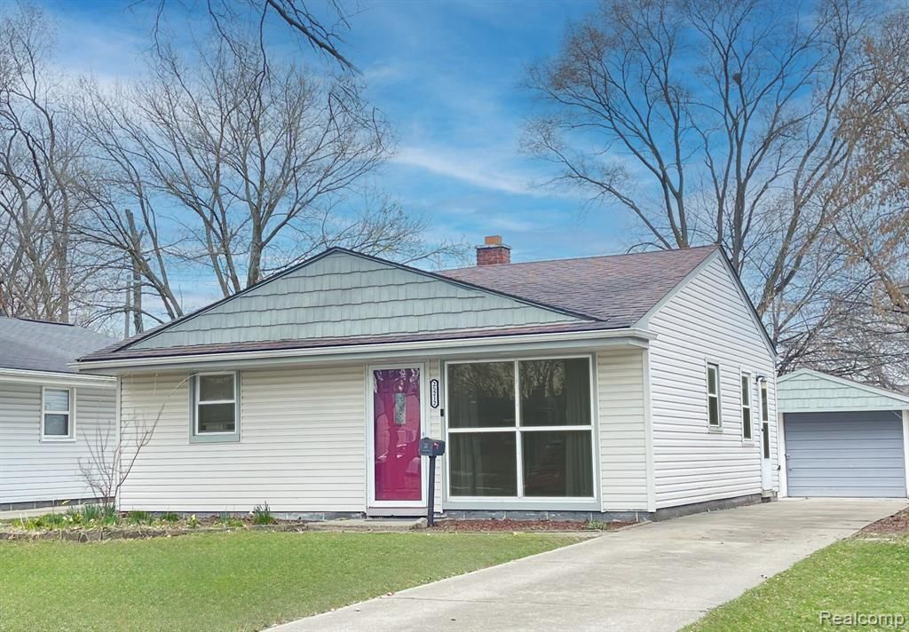 25212 Lehigh Street, Dearborn Heights, MI 48125 Main Photo