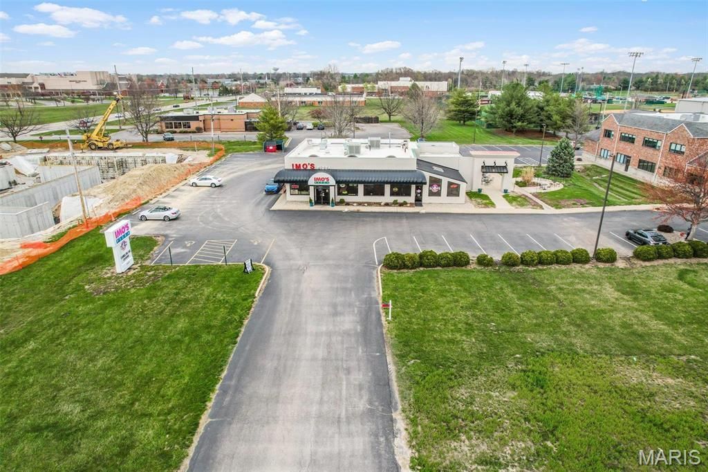 1100 S State Route 157, Edwardsville, IL 62025 Main Photo