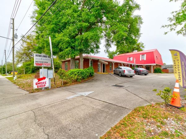 2820 HOWLAND BOULEVARD, DELTONA, FL 32725