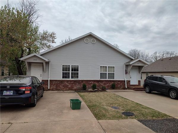 2449 & 2451 Brophy Circle, Fayetteville, AR 72703