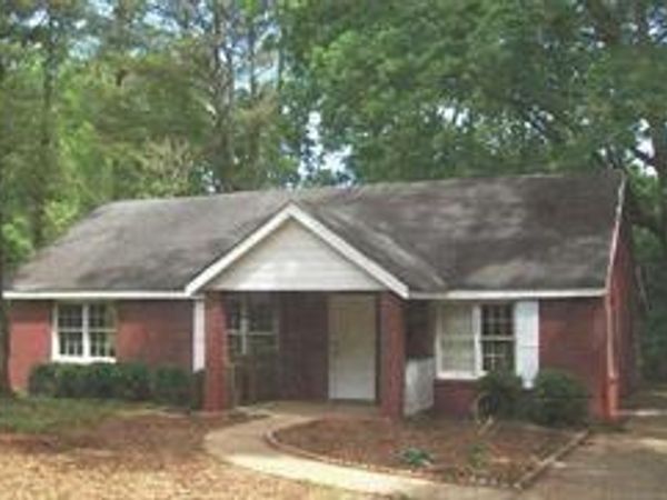 648 N Rope Mill Road, Woodstock, GA 30188