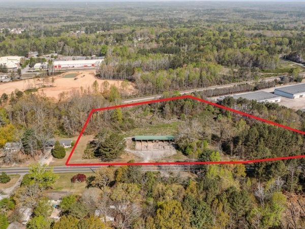 11560 Veterans Memorial Highway, Douglasville, GA 30134