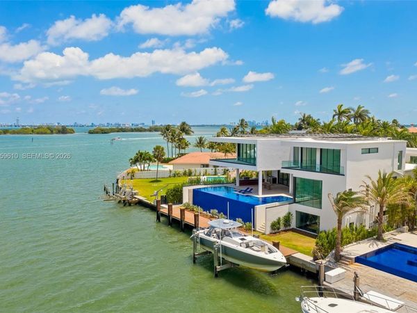 1133 Belle Meade Island Dr, Miami, FL 33138