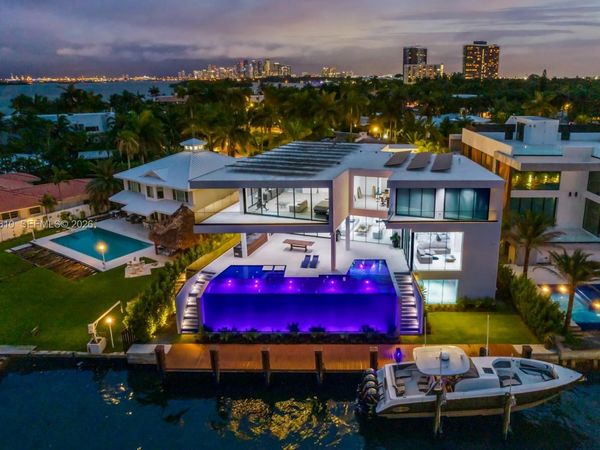 1133 Belle Meade Island Dr, Miami, FL 33138