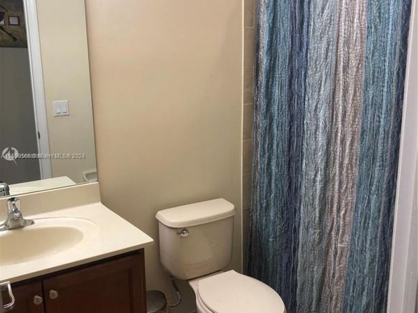 11501 NW 89th St, Unit 209, Doral, FL 33178