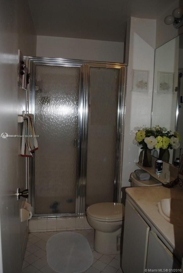 4770 NW 102nd Ave, Unit 204-19, Doral, FL 33178 Photo