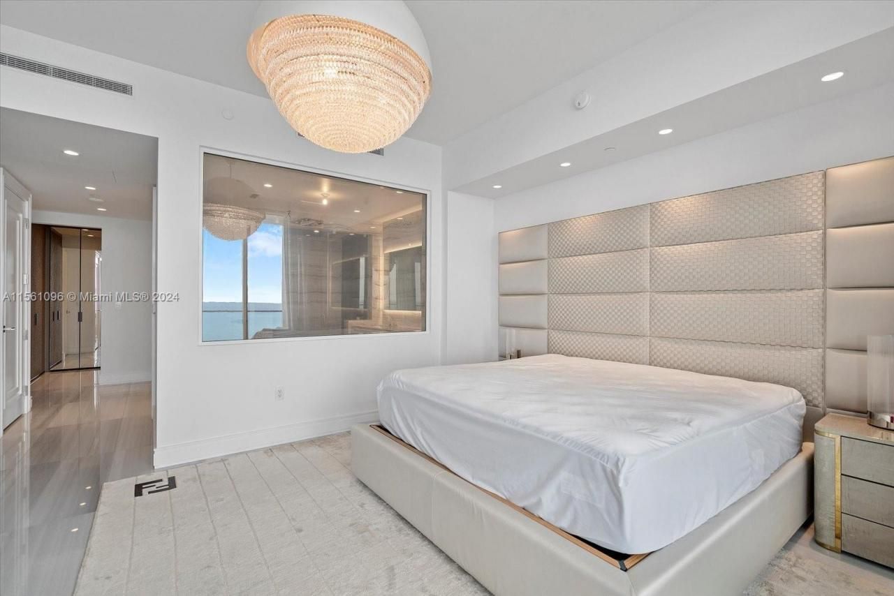 17901 Collins Avenue, Unit 902, Sunny Isles Beach, FL 33160 Photo