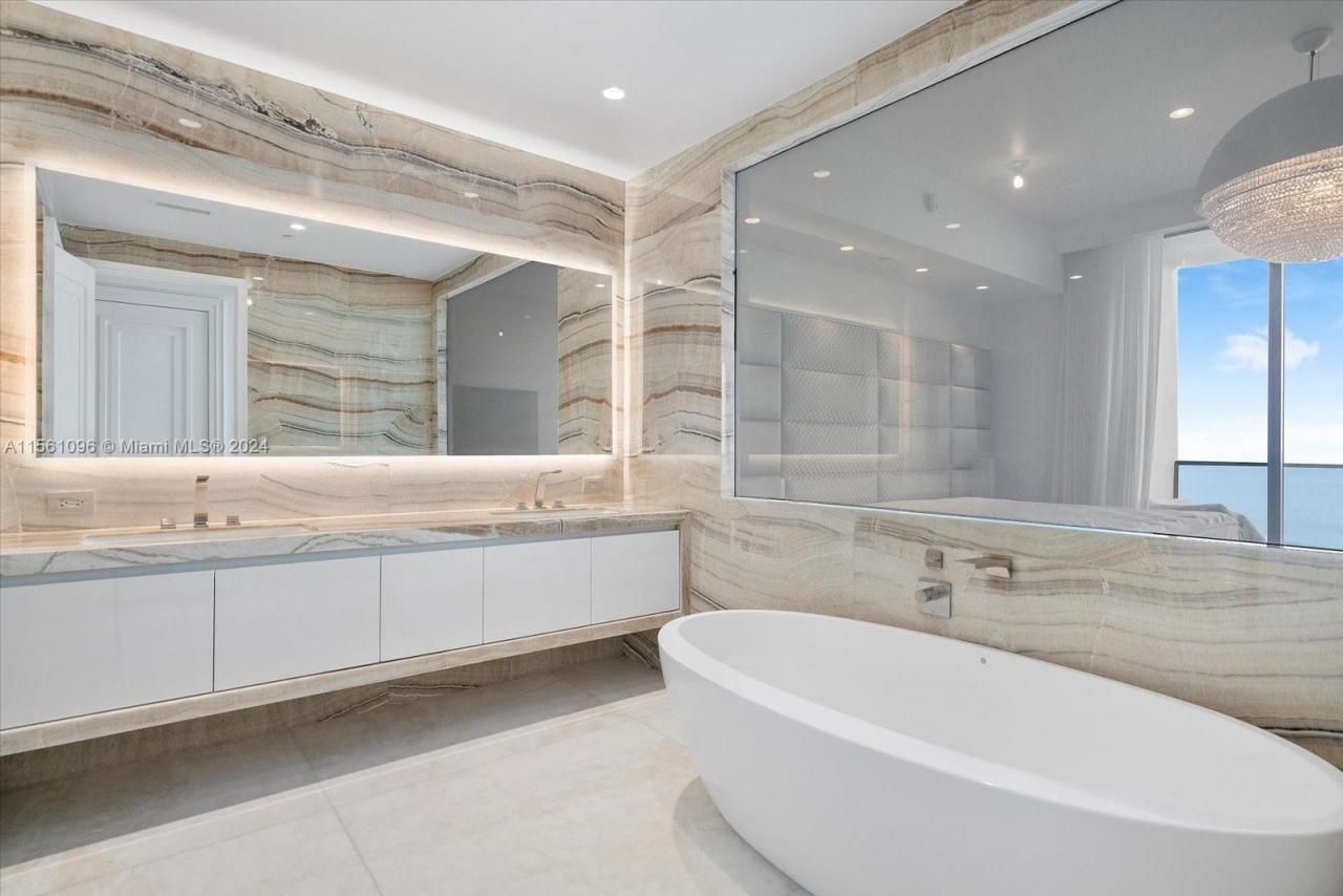 17901 Collins Avenue, Unit 902, Sunny Isles Beach, FL 33160 Photo