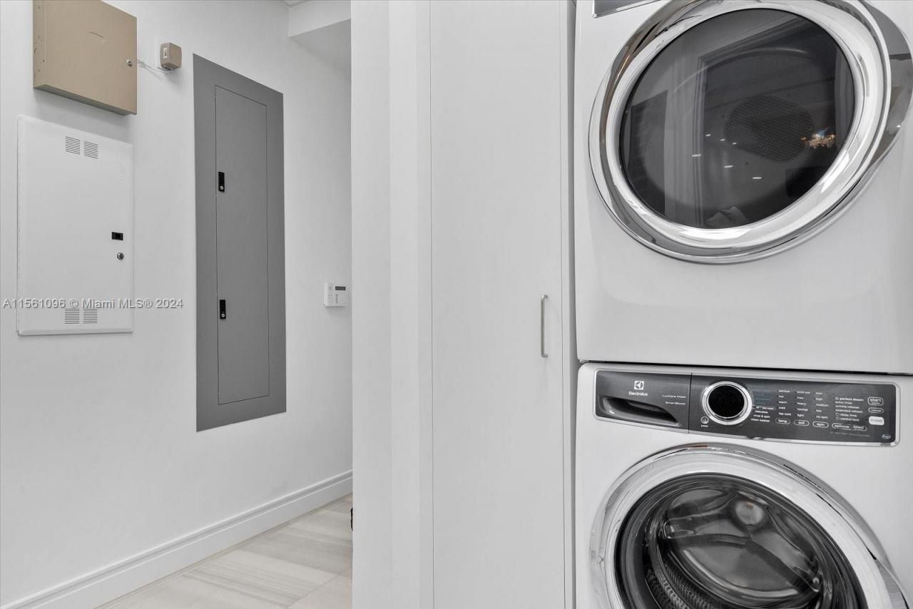 17901 Collins Avenue, Unit 902, Sunny Isles Beach, FL 33160 Photo