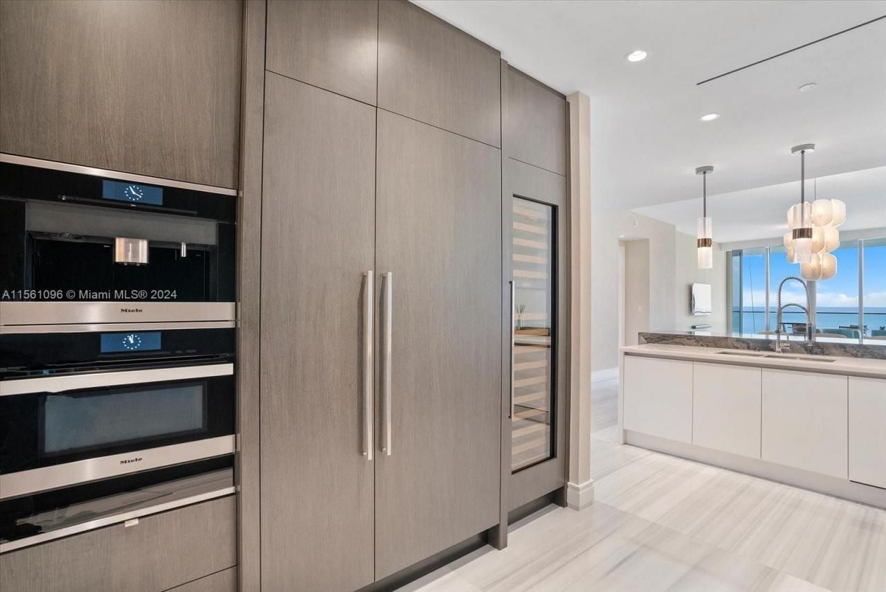 17901 Collins Avenue, Unit 902, Sunny Isles Beach, FL 33160 Photo